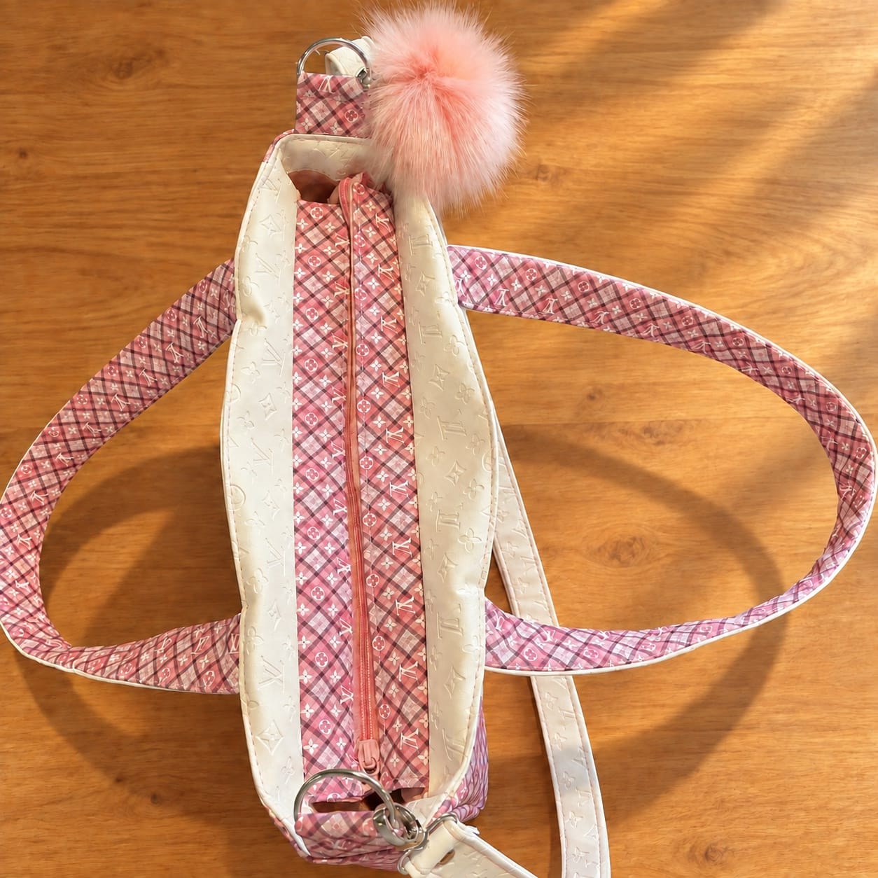 Pink Plaid Handbag with White Trim - Image 8